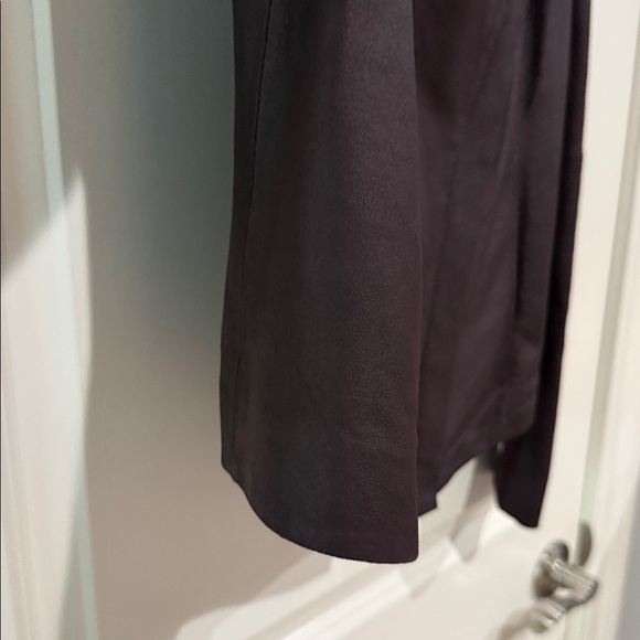 T Tahari Women's Burgundy Leather Jacket - Picture 7 of 7